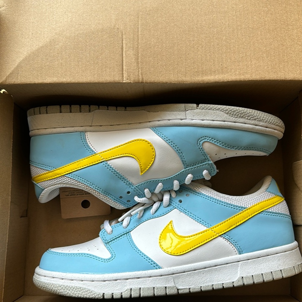 Nike Dunk Low (Homer Simpson)